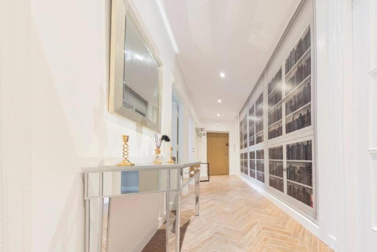 وارسو Super Luxury And Cozy- Golden Apartments- City Center المظهر الخارجي الصورة